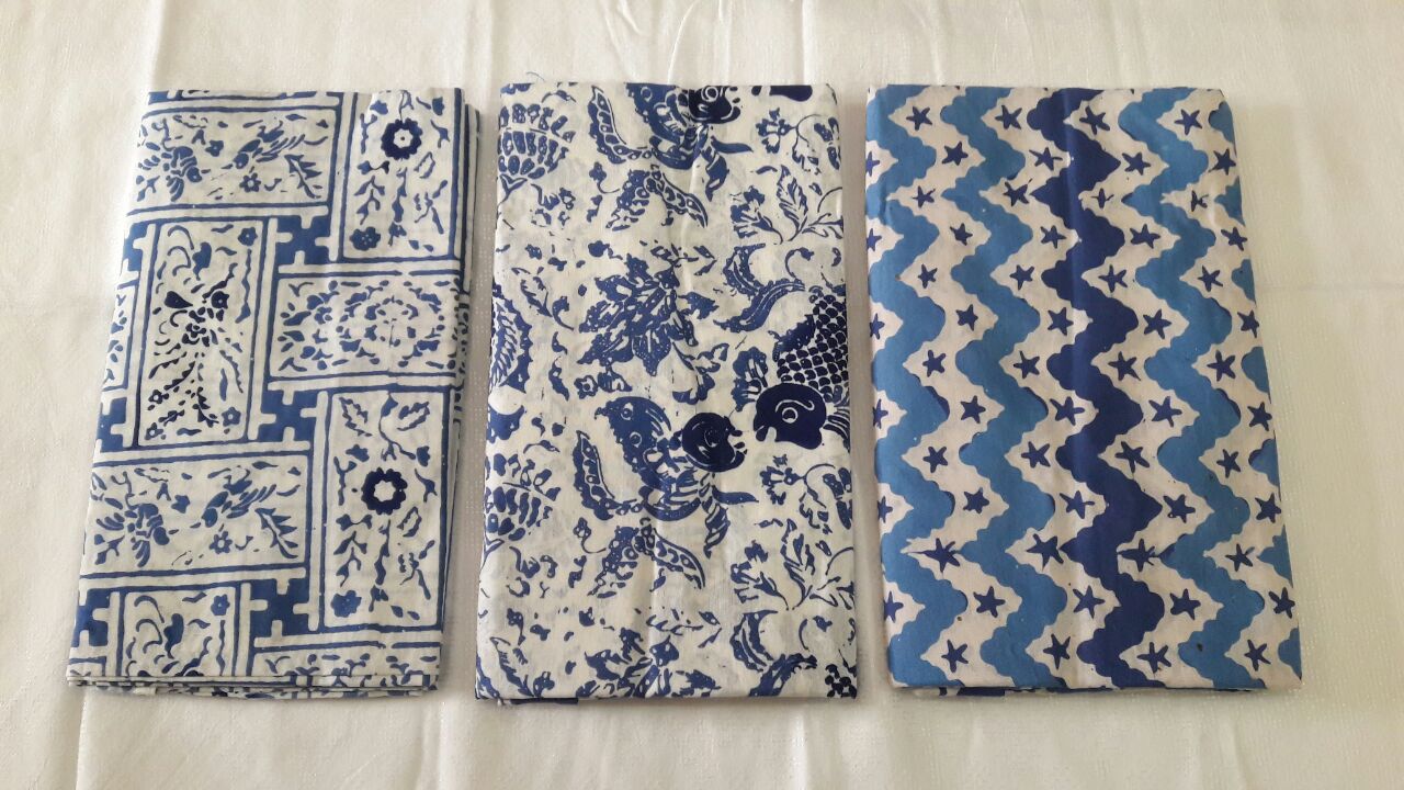 batik cap kain katun warna indigo